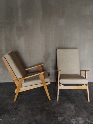 Pair of wooden armchairs, midcentury, newupholstered linnen cushions